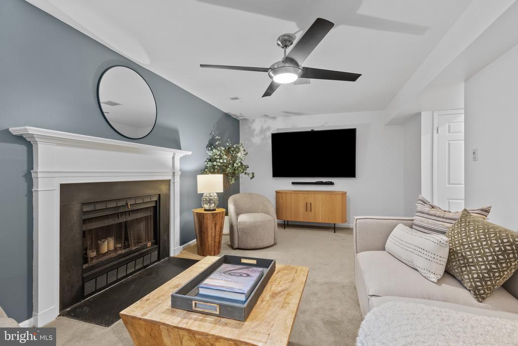 4328 Marjoram Ct