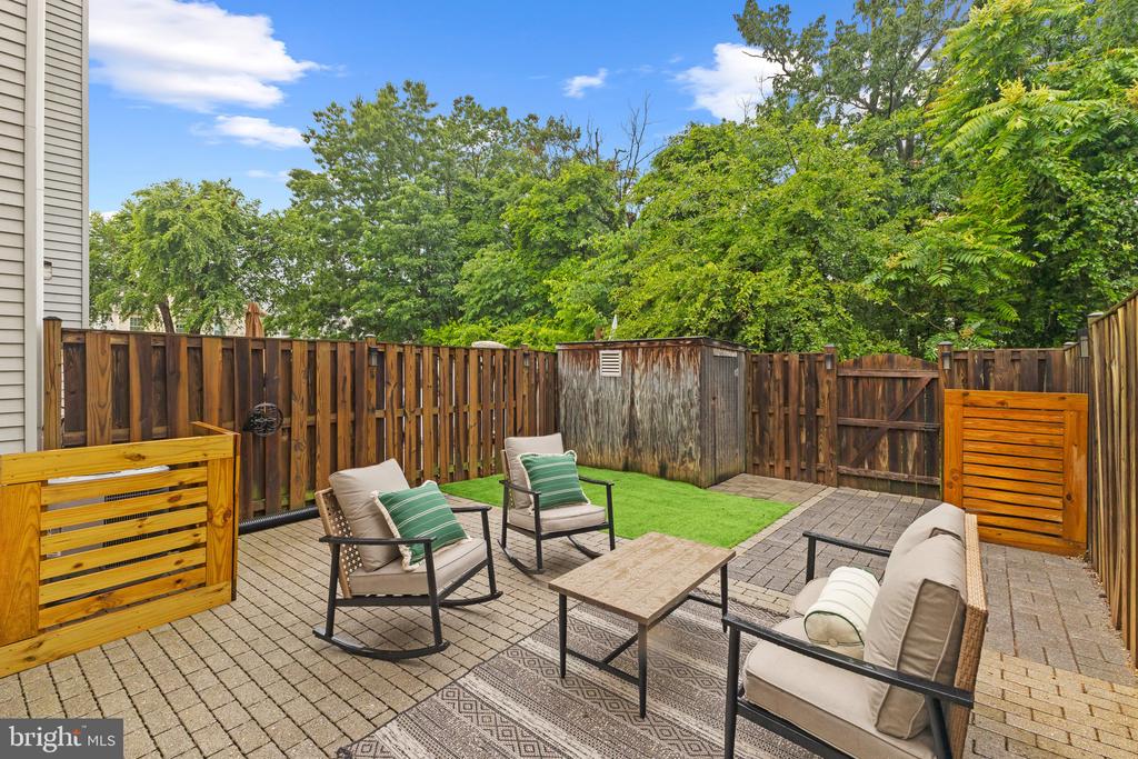 4328 Marjoram Ct