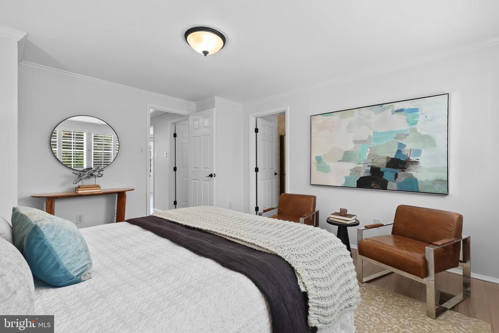 5308 Admiralty Ct