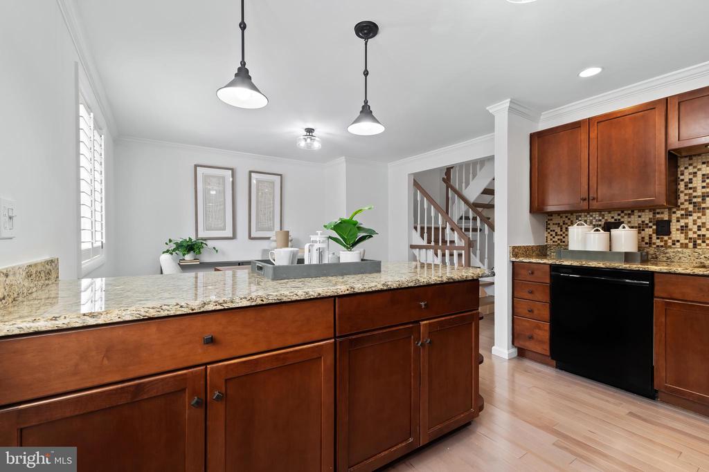 5308 Admiralty Ct