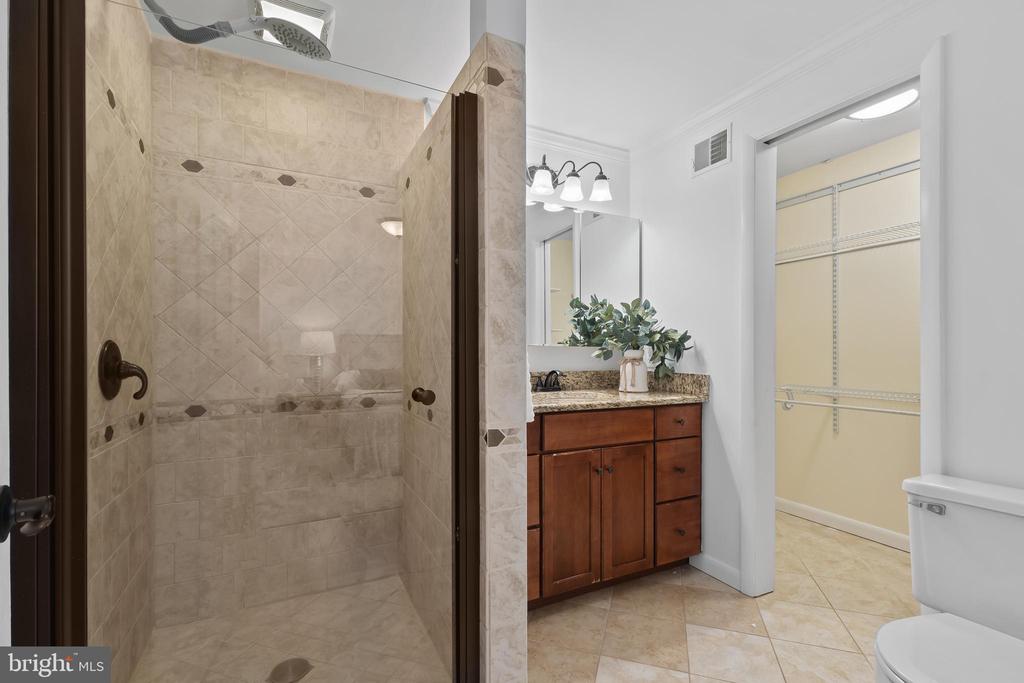 5308 Admiralty Ct
