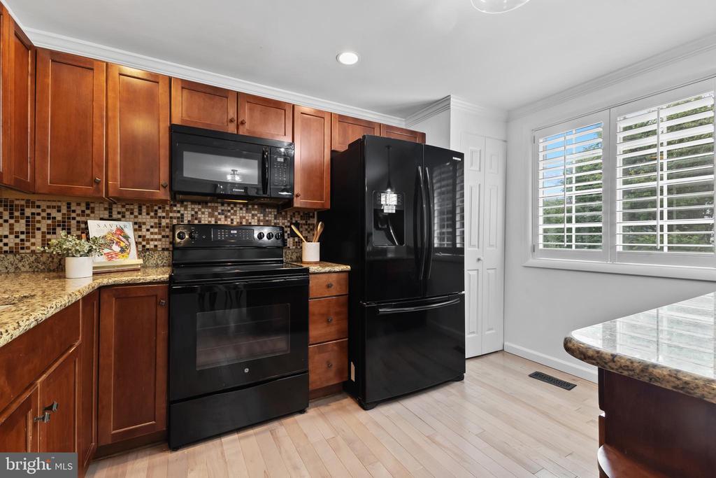 5308 Admiralty Ct
