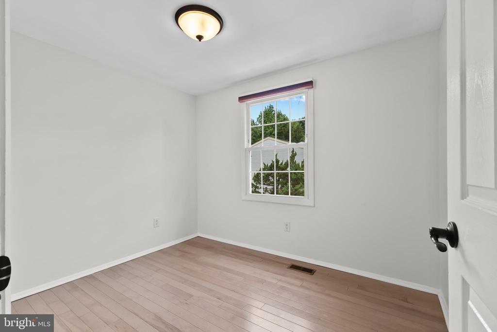 5308 Admiralty Ct
