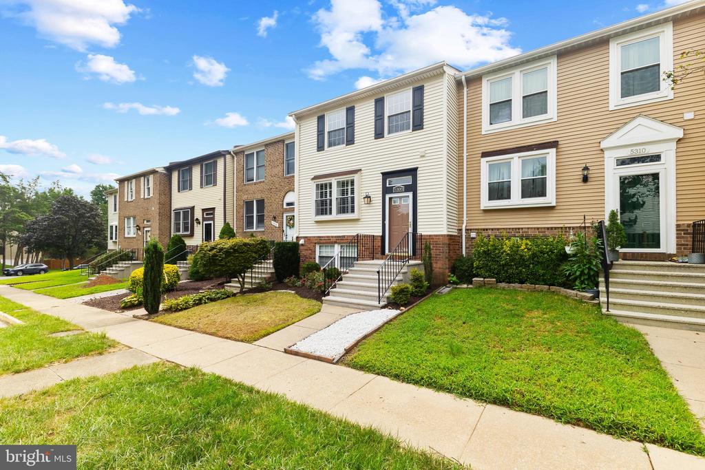5308 Admiralty Ct
