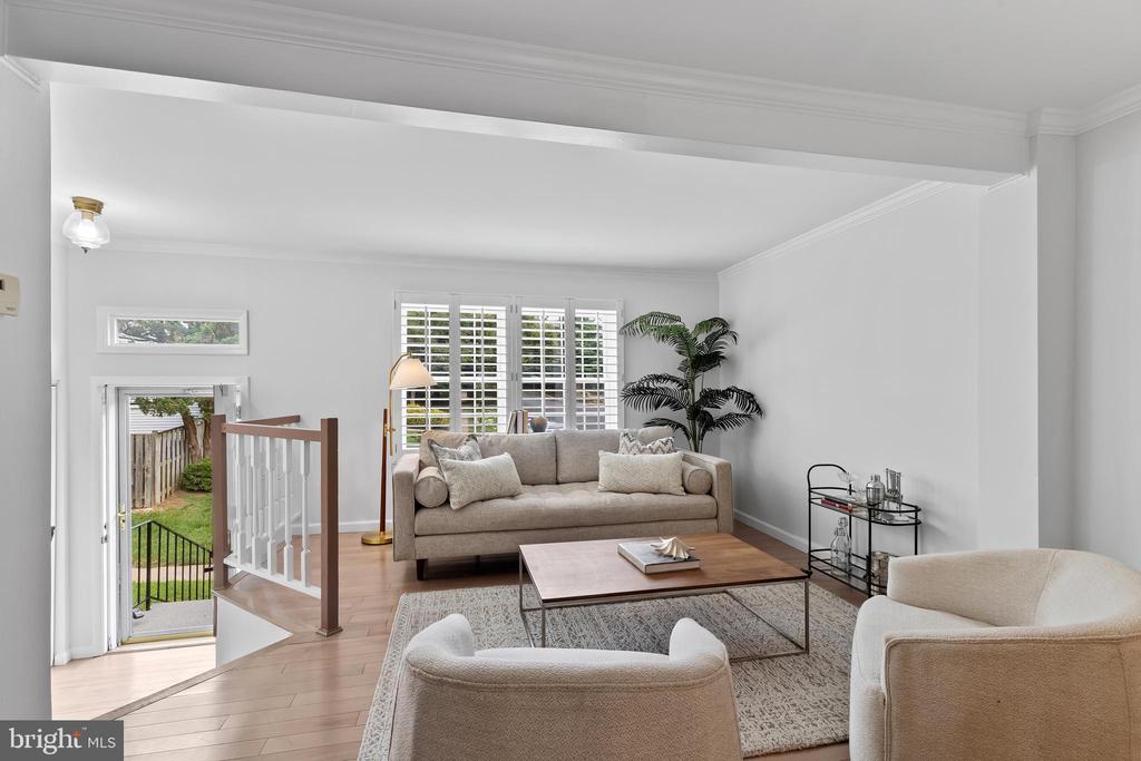5308 Admiralty Ct