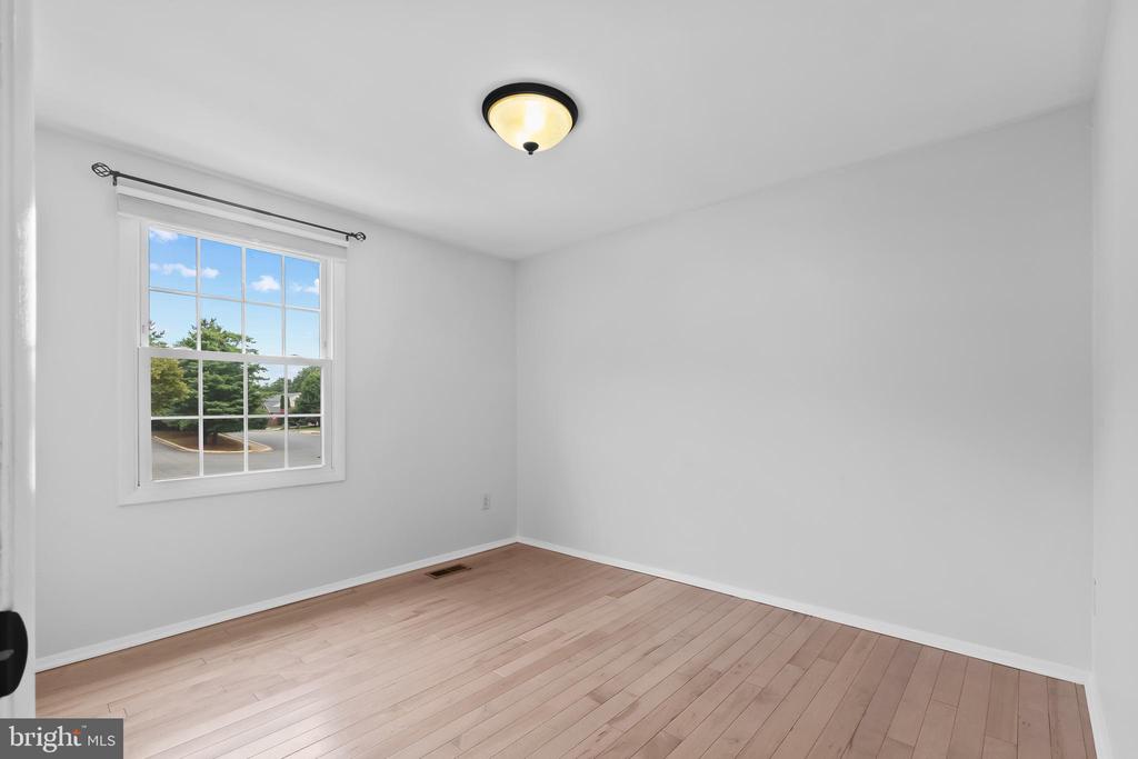 5308 Admiralty Ct