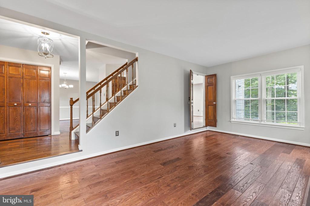 7753 NORTHEDGE COURT