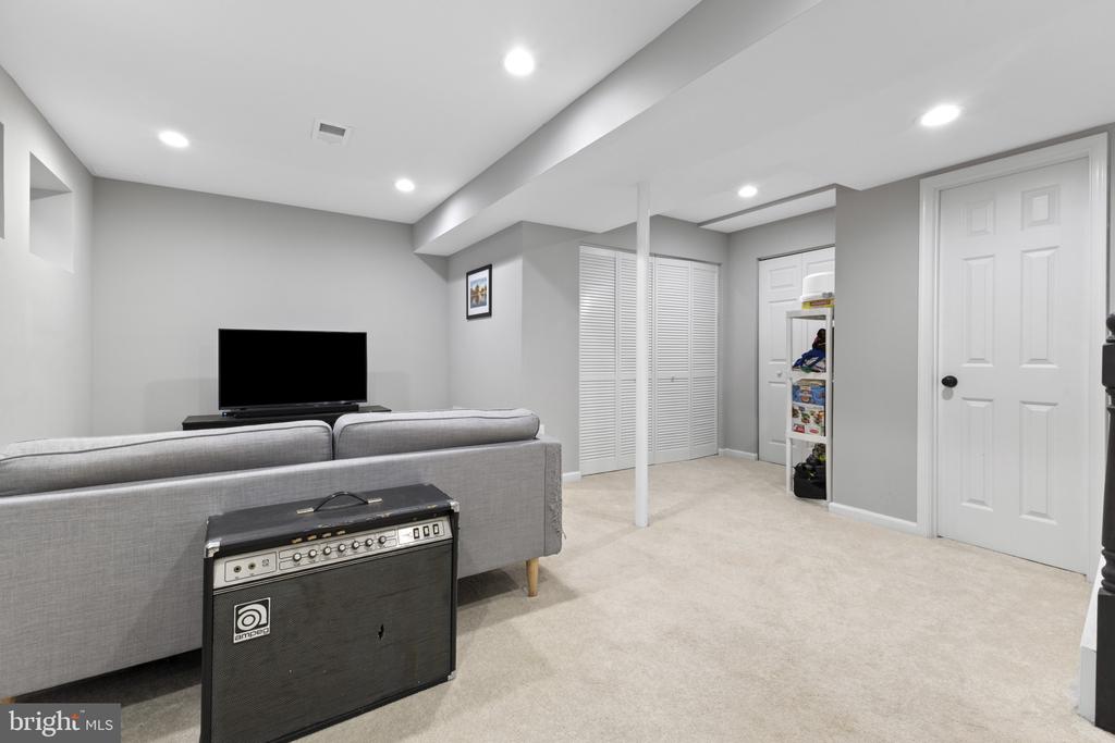 2468 WINDBREAK DRIVE