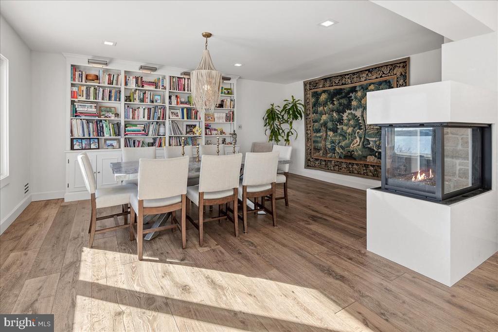 3903 BELLE RIVE TERRACE