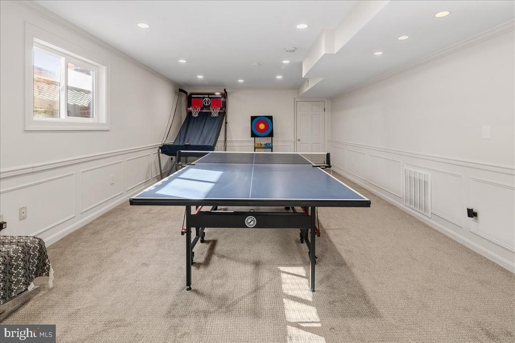 3903 BELLE RIVE TERRACE