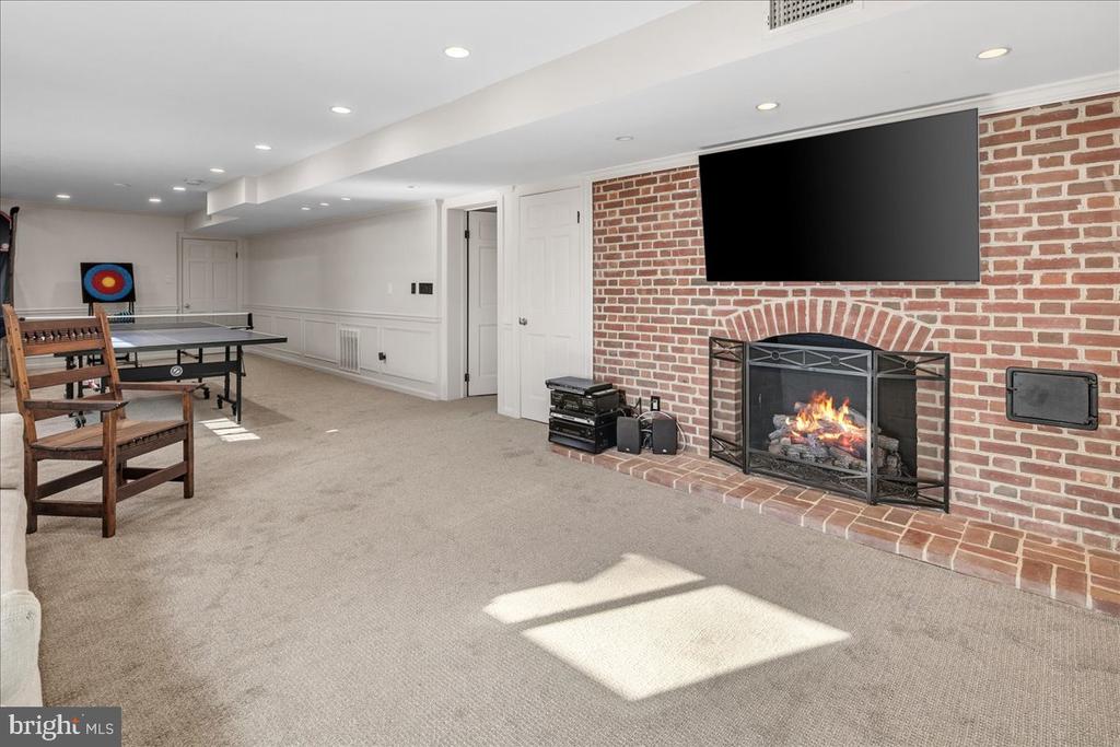 3903 BELLE RIVE TERRACE