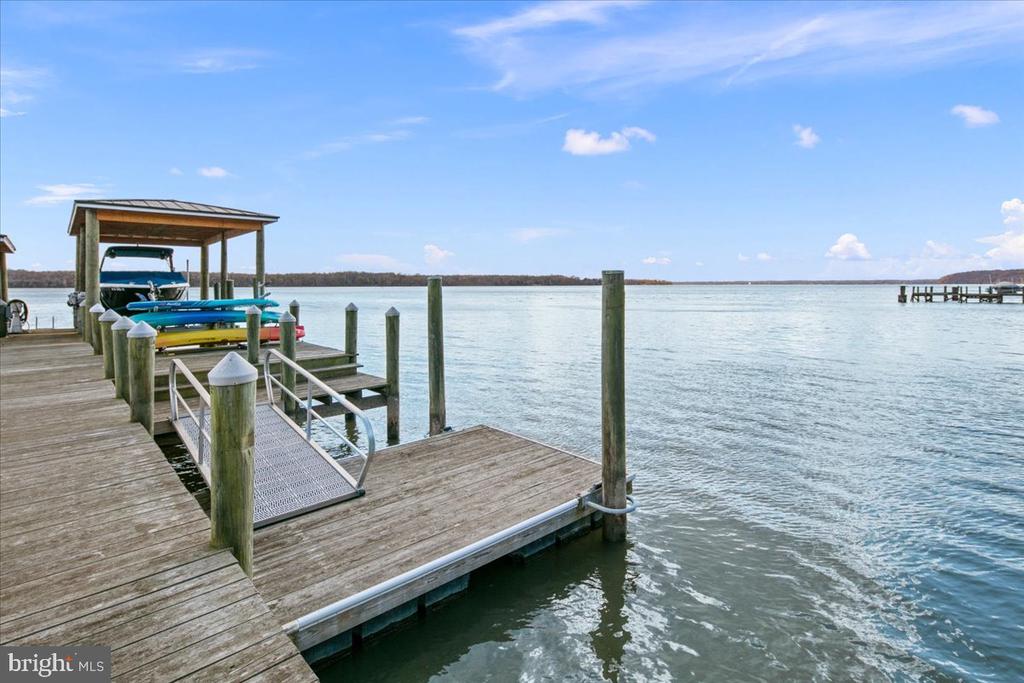 3903 BELLE RIVE TERRACE