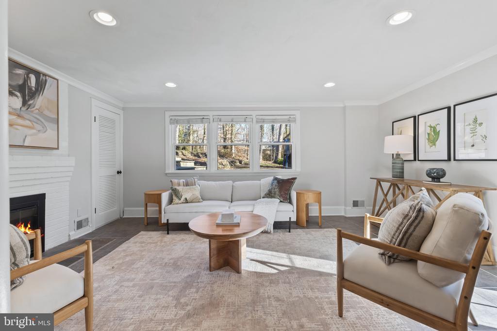 1130 CAMERON ROAD
