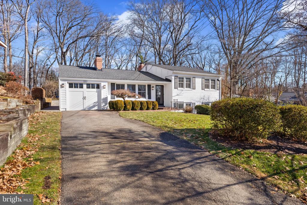 1130 CAMERON ROAD