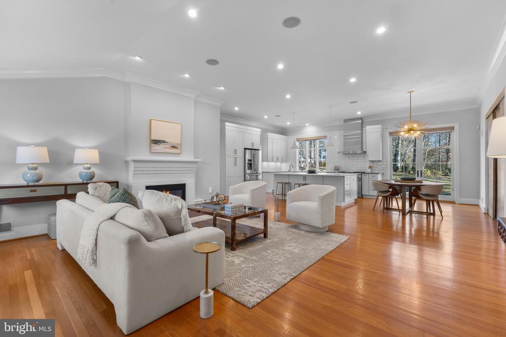 1130 CAMERON ROAD