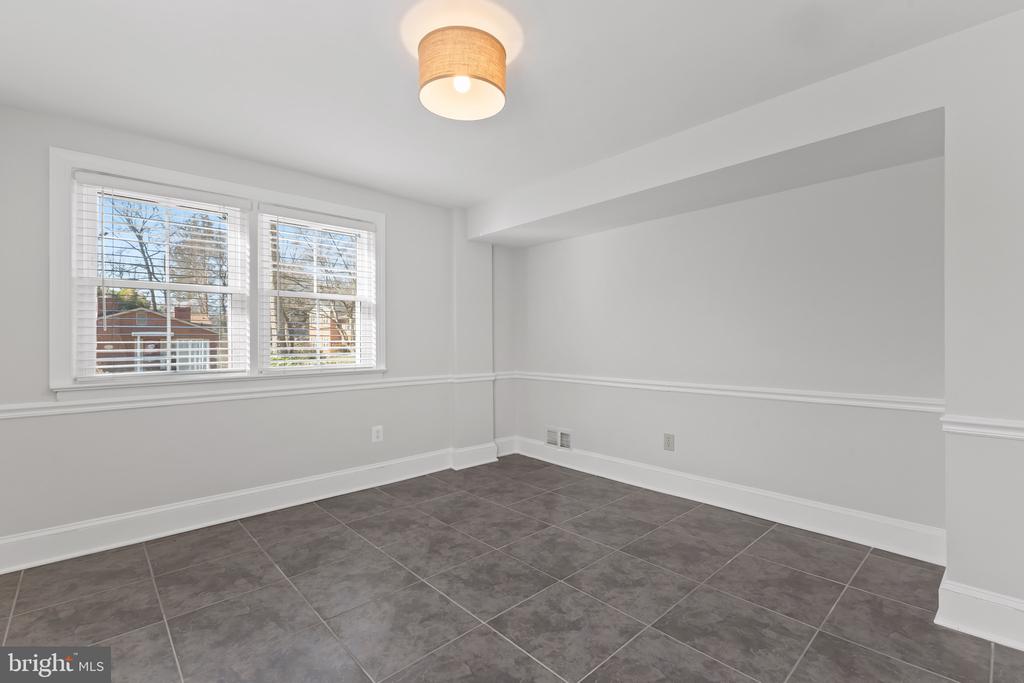 1130 CAMERON ROAD