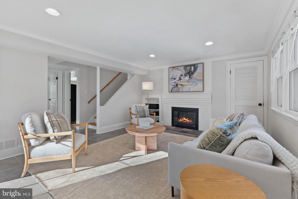 1130 CAMERON ROAD