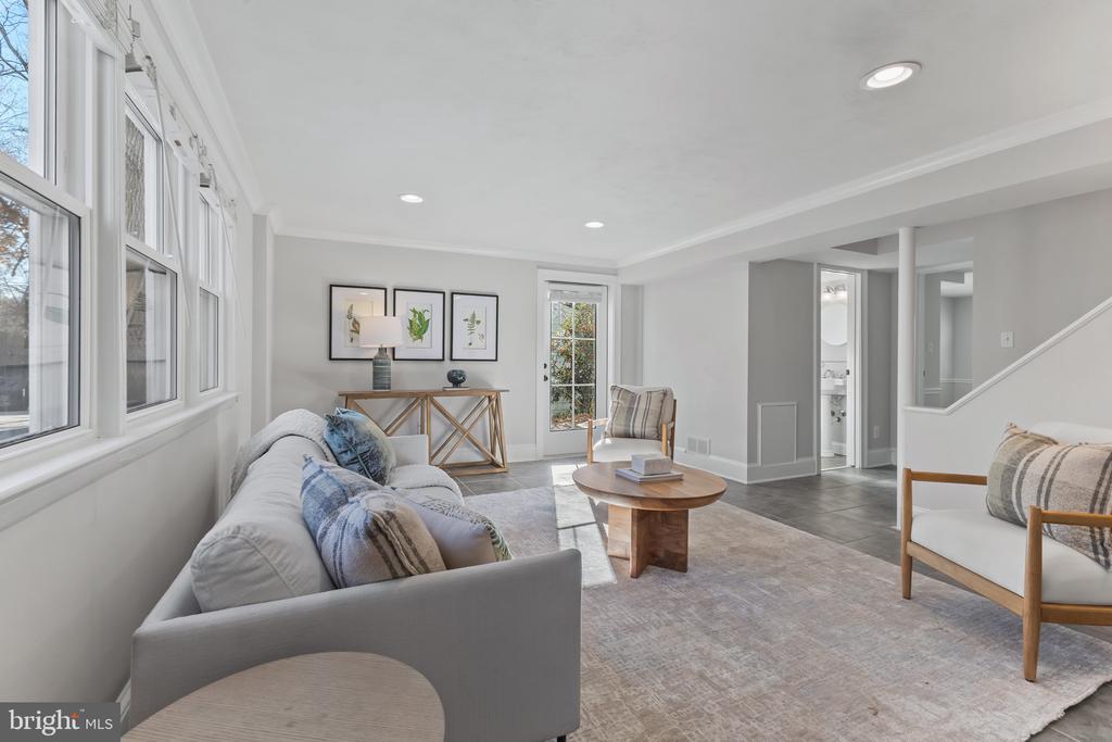 1130 CAMERON ROAD
