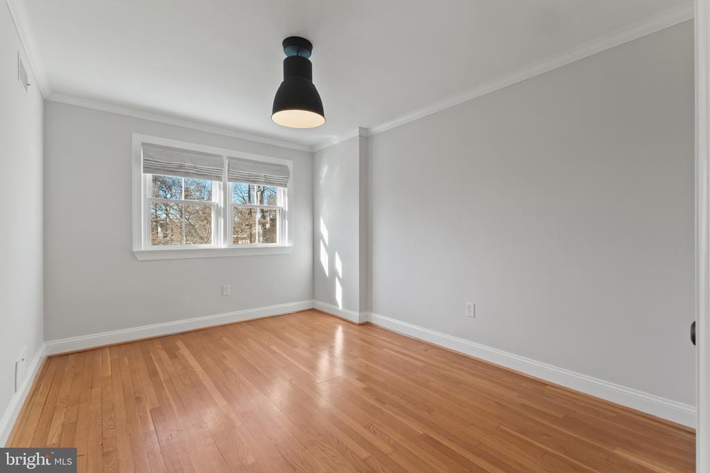 1130 CAMERON ROAD