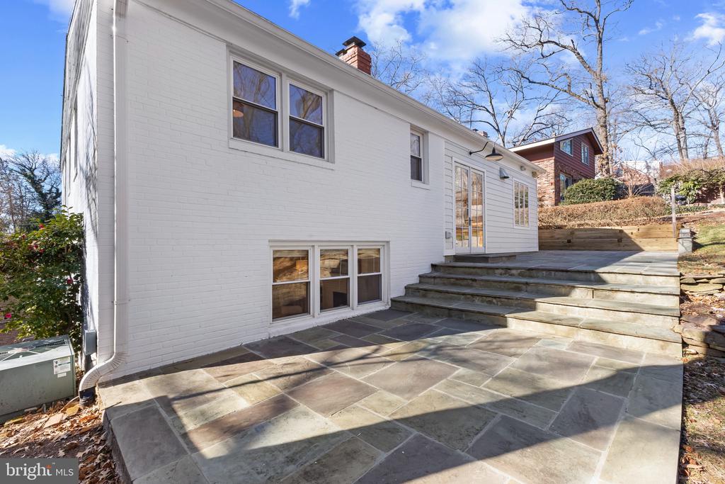 1130 CAMERON ROAD
