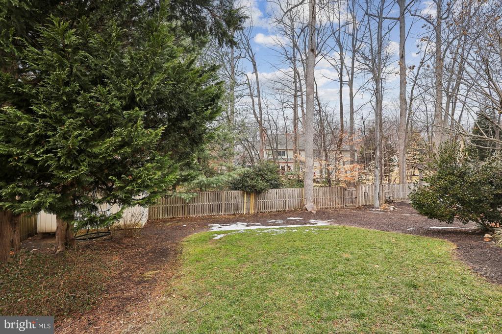 8514 OAK CHASE CIRCLE