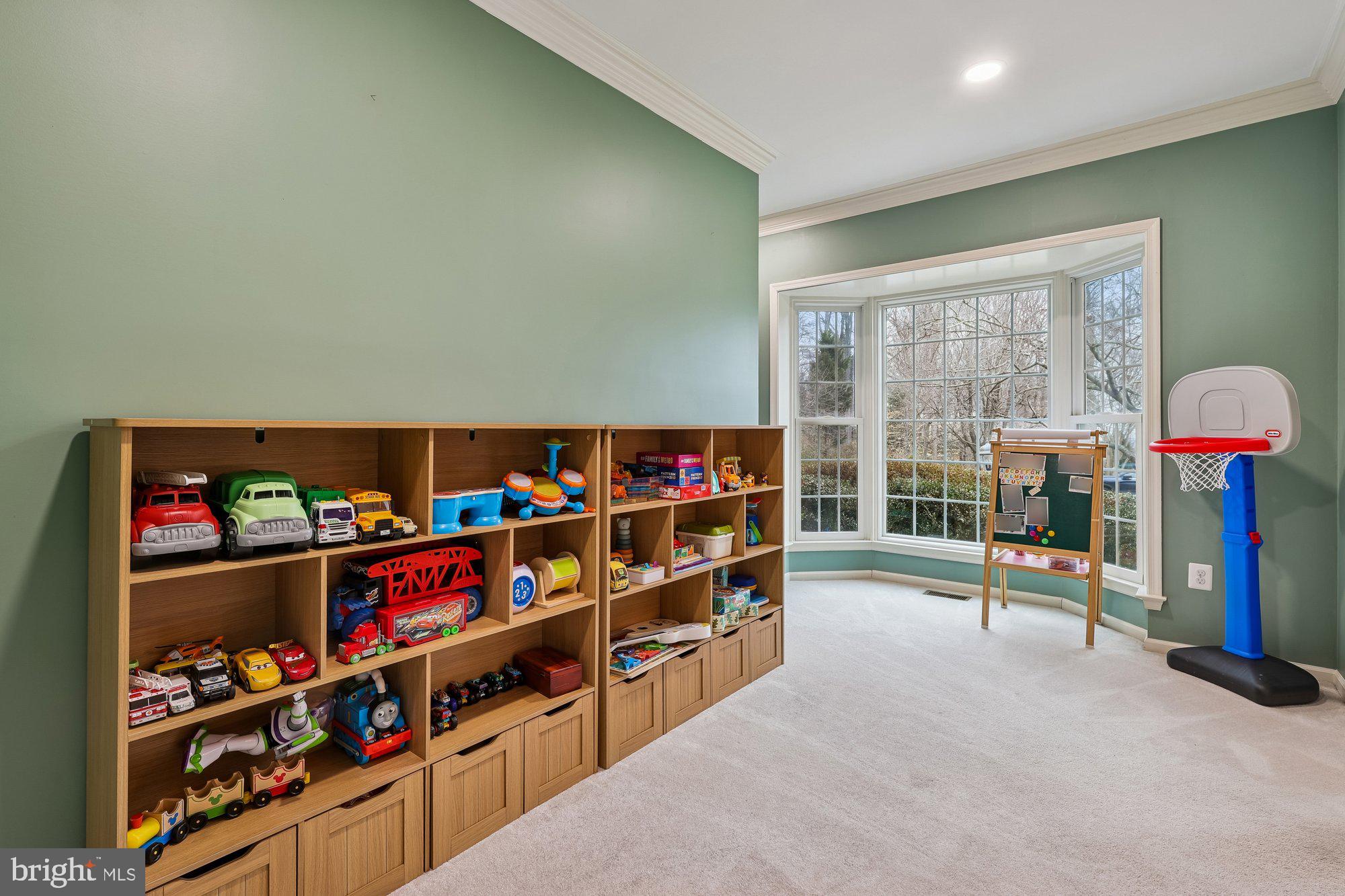 8514 OAK CHASE CIRCLE
