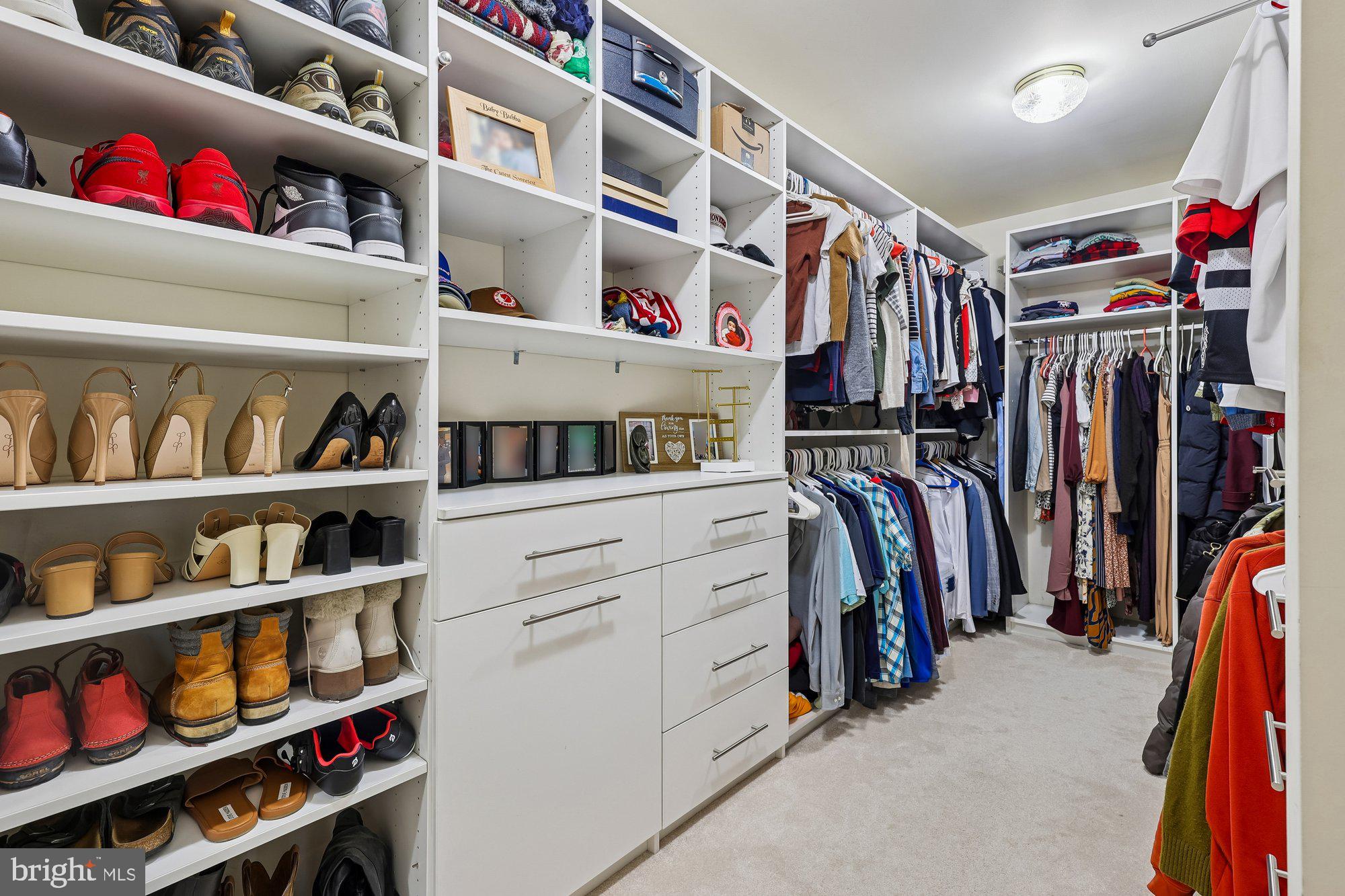 8514 OAK CHASE CIRCLE