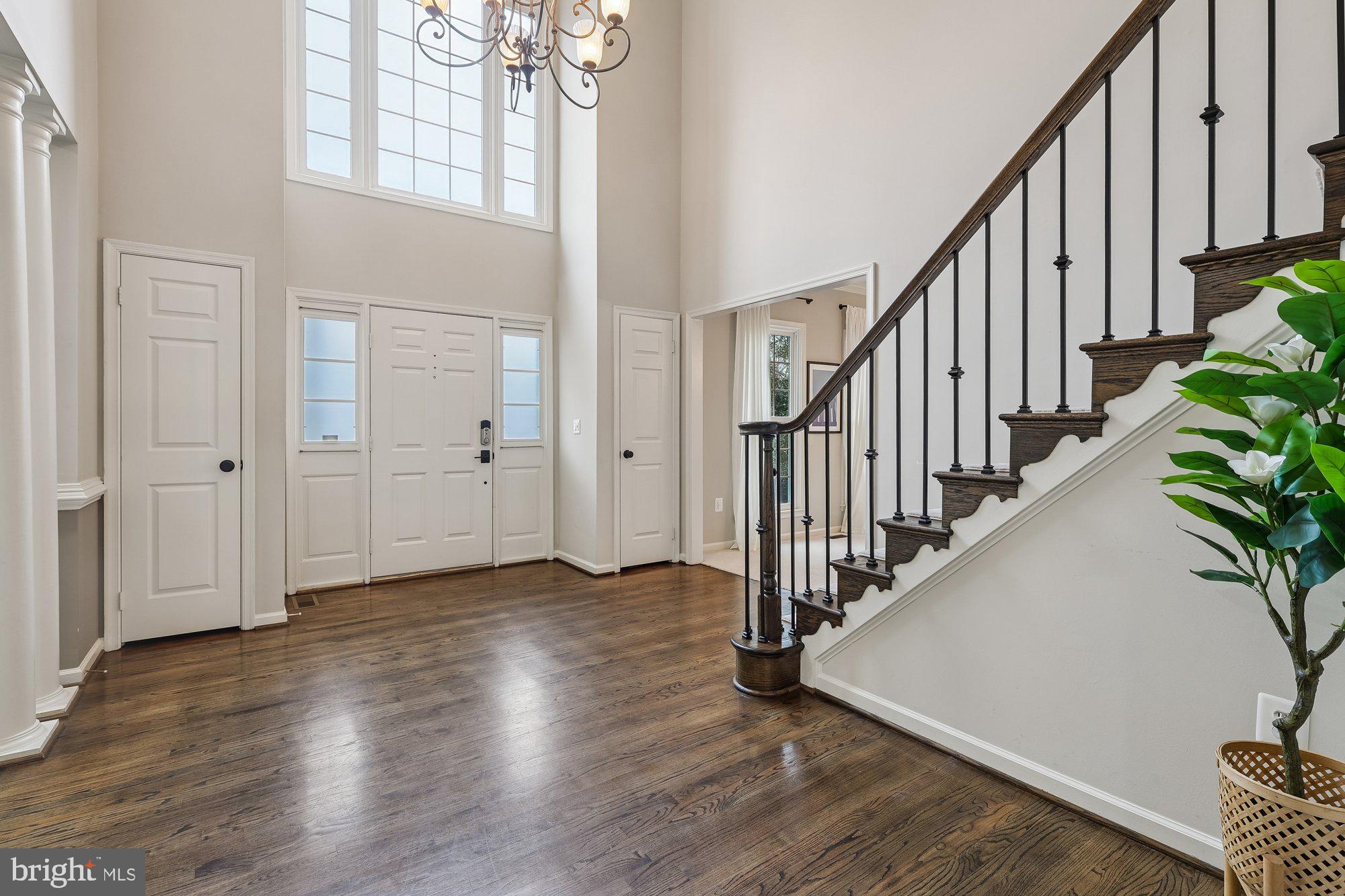 8514 OAK CHASE CIRCLE