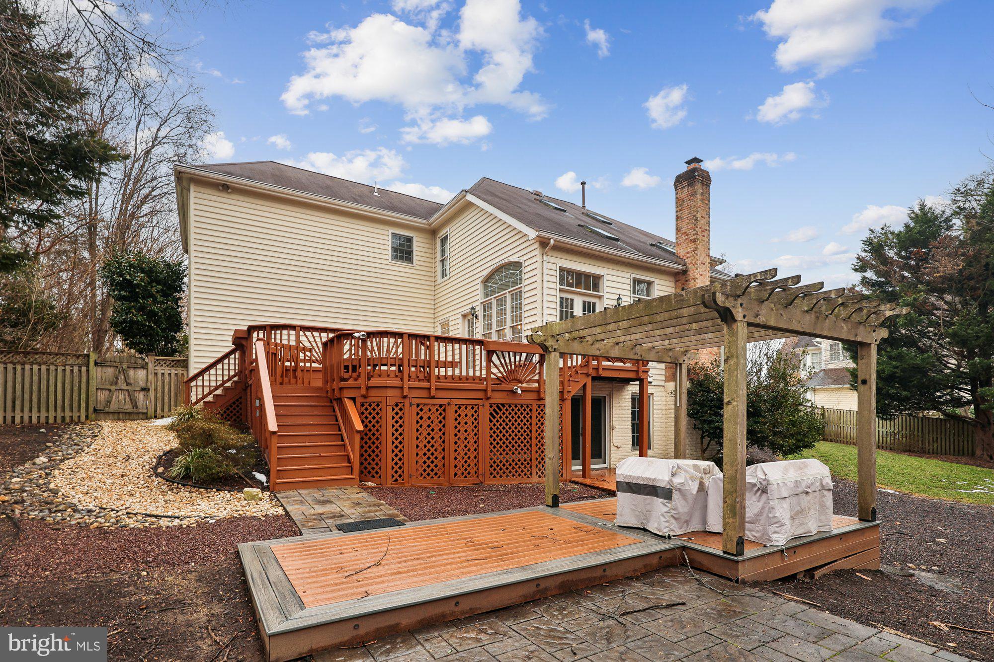8514 OAK CHASE CIRCLE