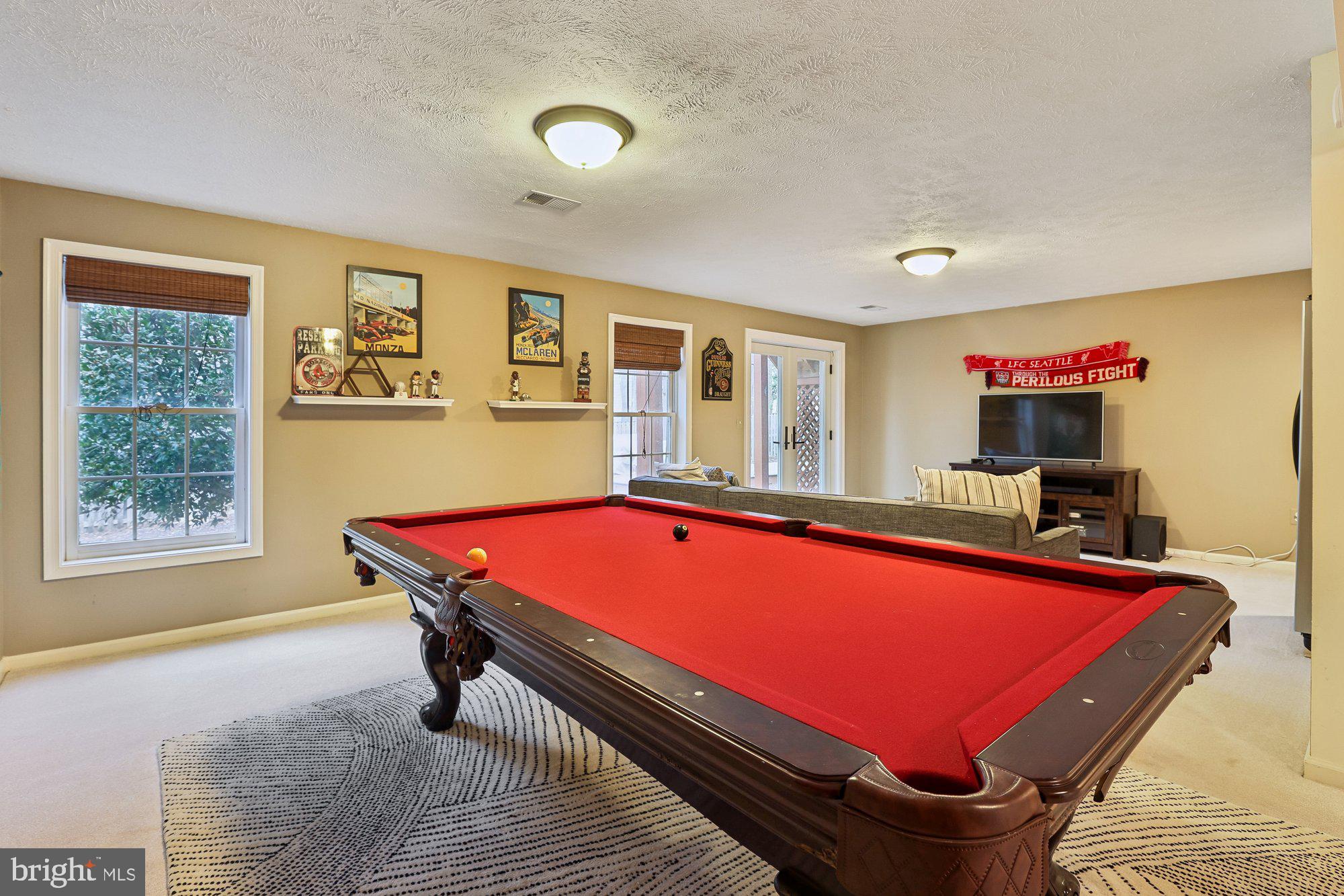 8514 OAK CHASE CIRCLE
