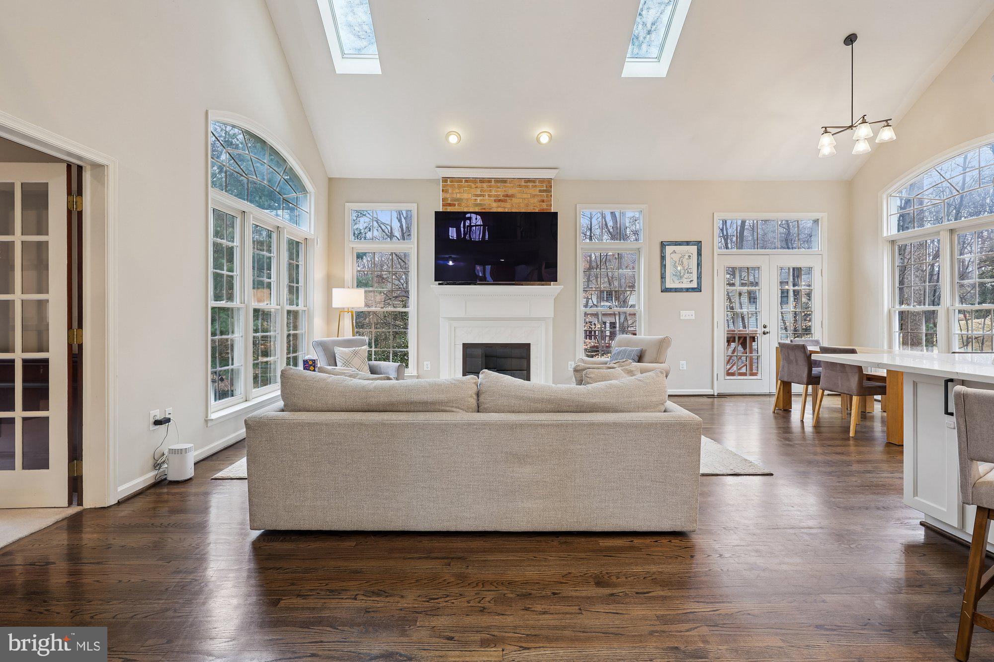 8514 OAK CHASE CIRCLE