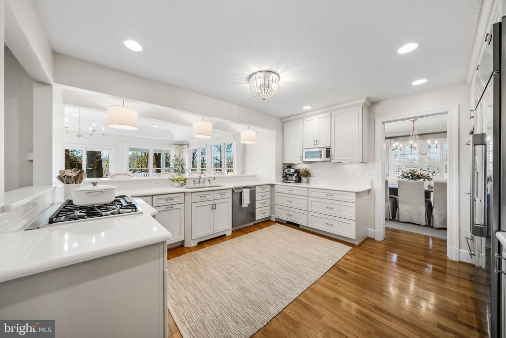 8897 MCNAIR DRIVE