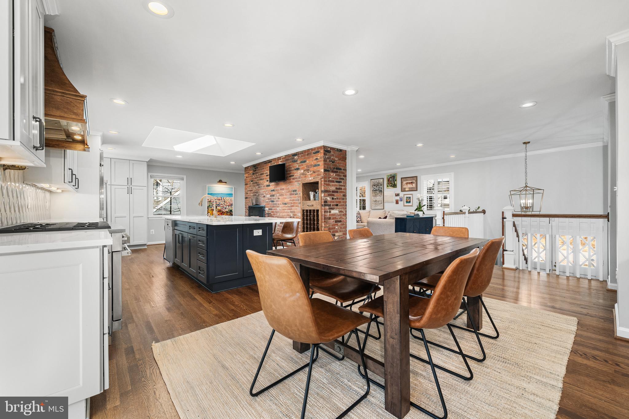 1107 POTOMAC LANE