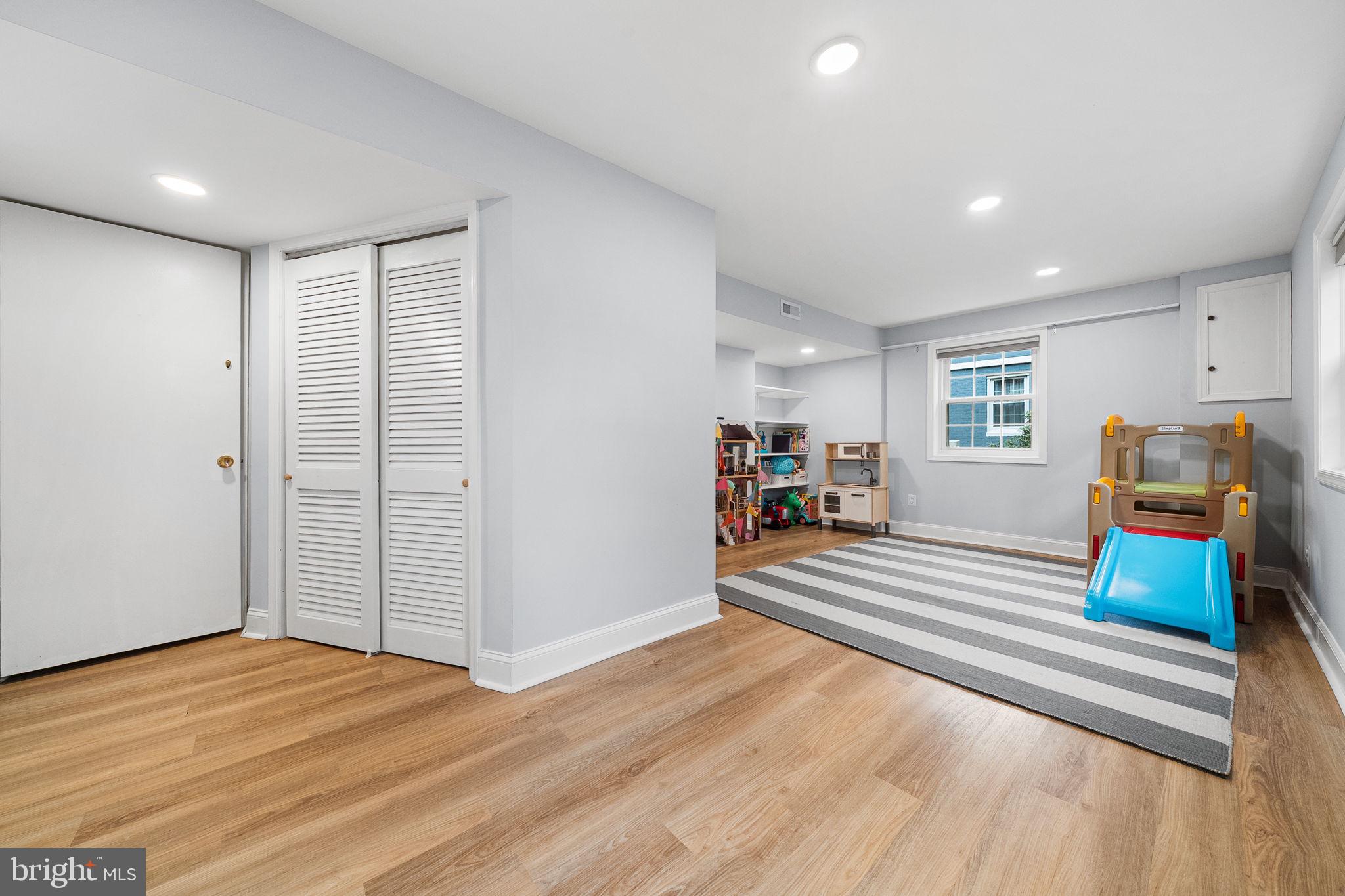 1107 POTOMAC LANE