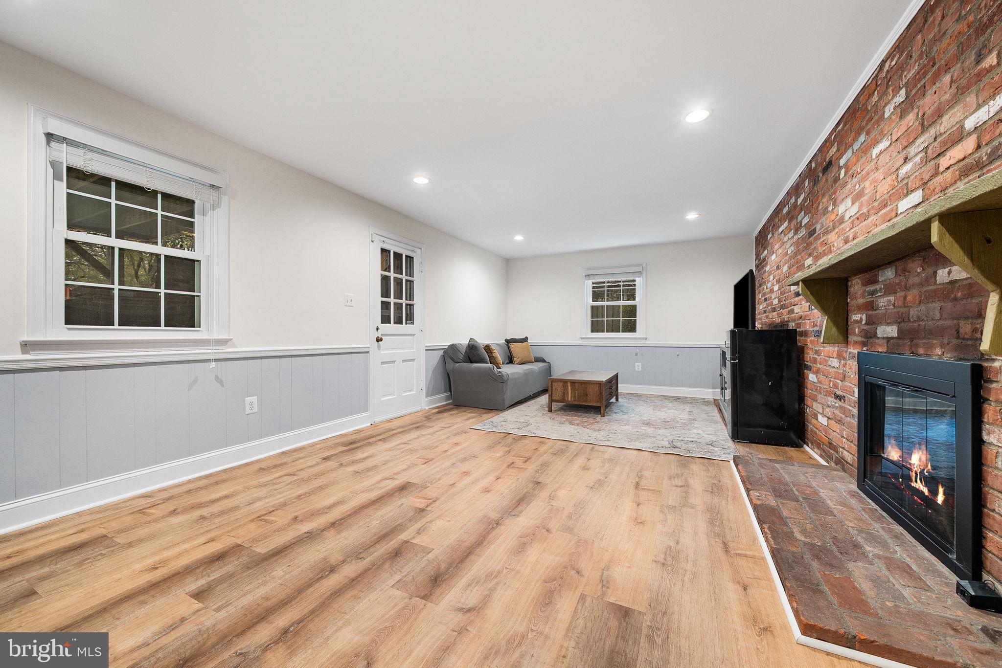 1107 POTOMAC LANE