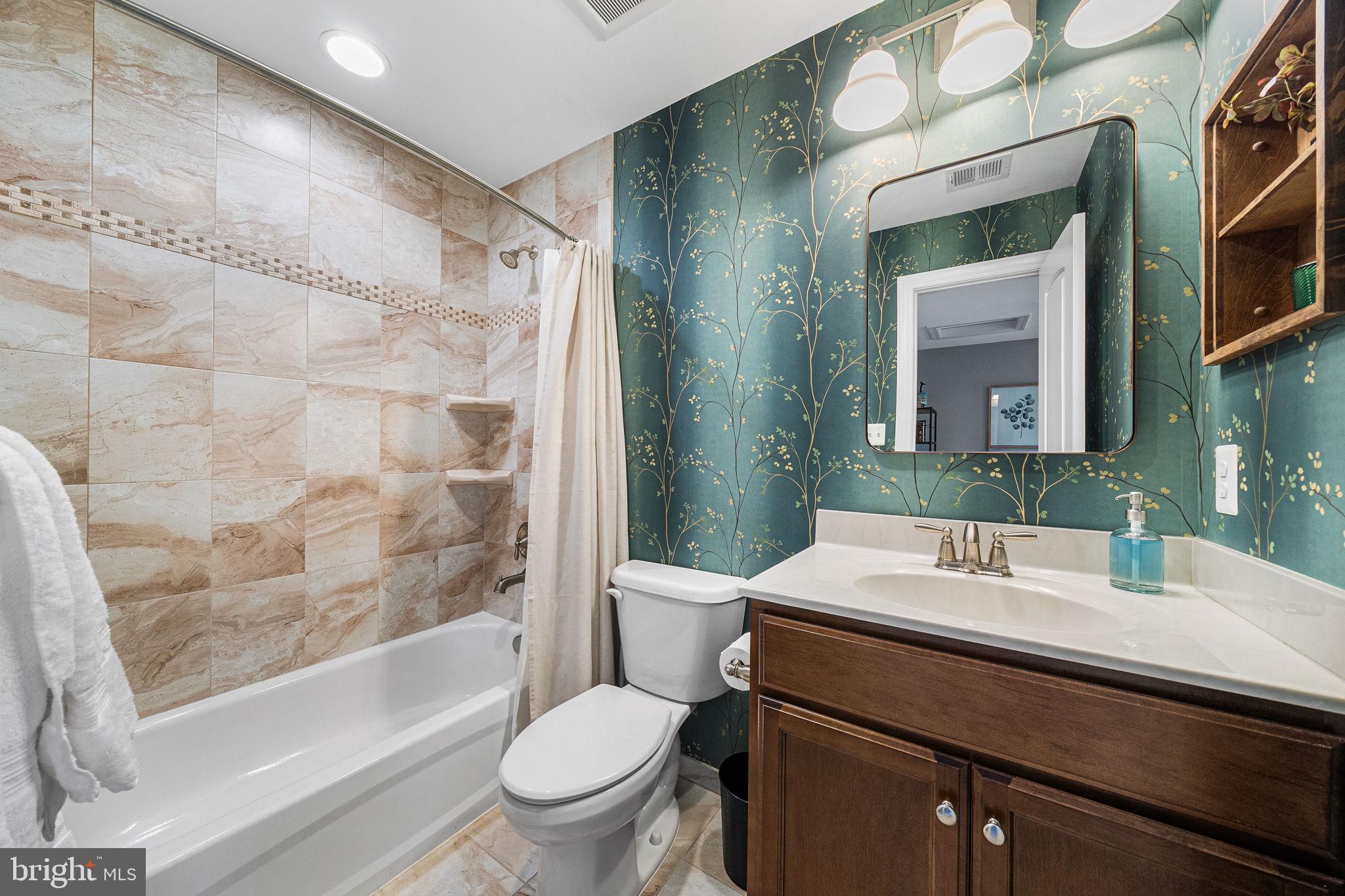 1232 SHENANDOAH ROAD