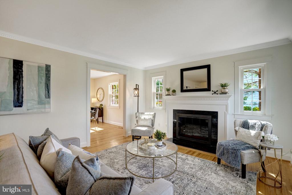 1012 CROTON DRIVE