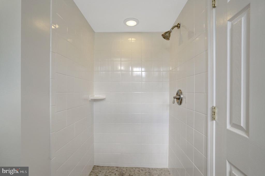 1012 CROTON DRIVE