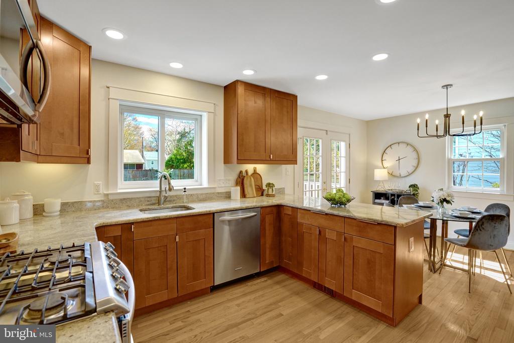 1012 CROTON DRIVE