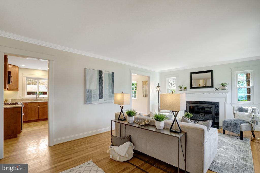 1012 CROTON DRIVE