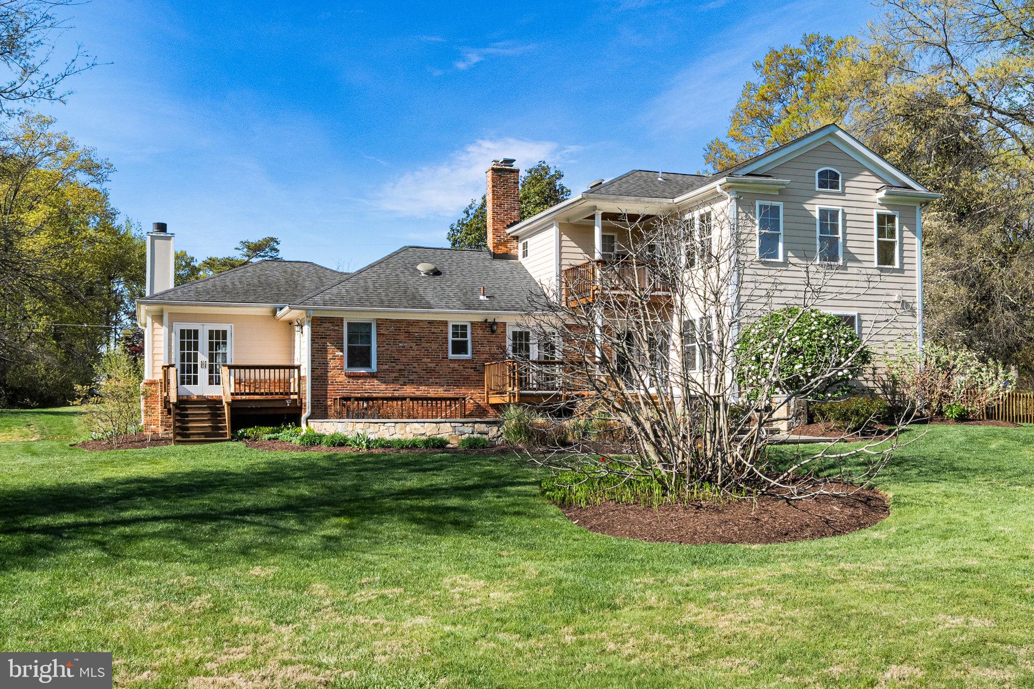 5216 REMINGTON DRIVE