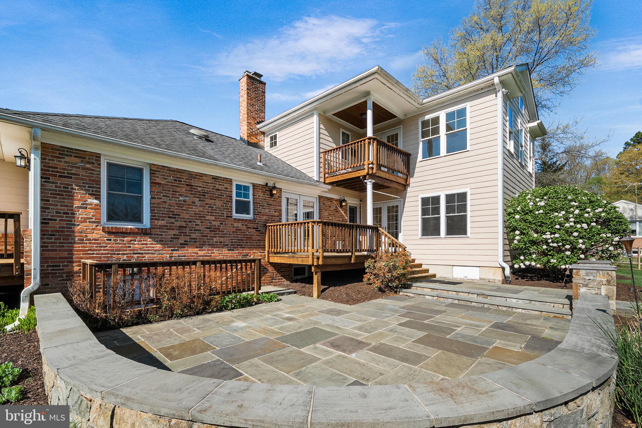 5216 REMINGTON DRIVE