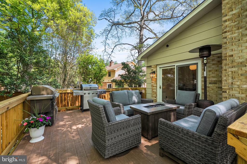 8408 BREWSTER DRIVE