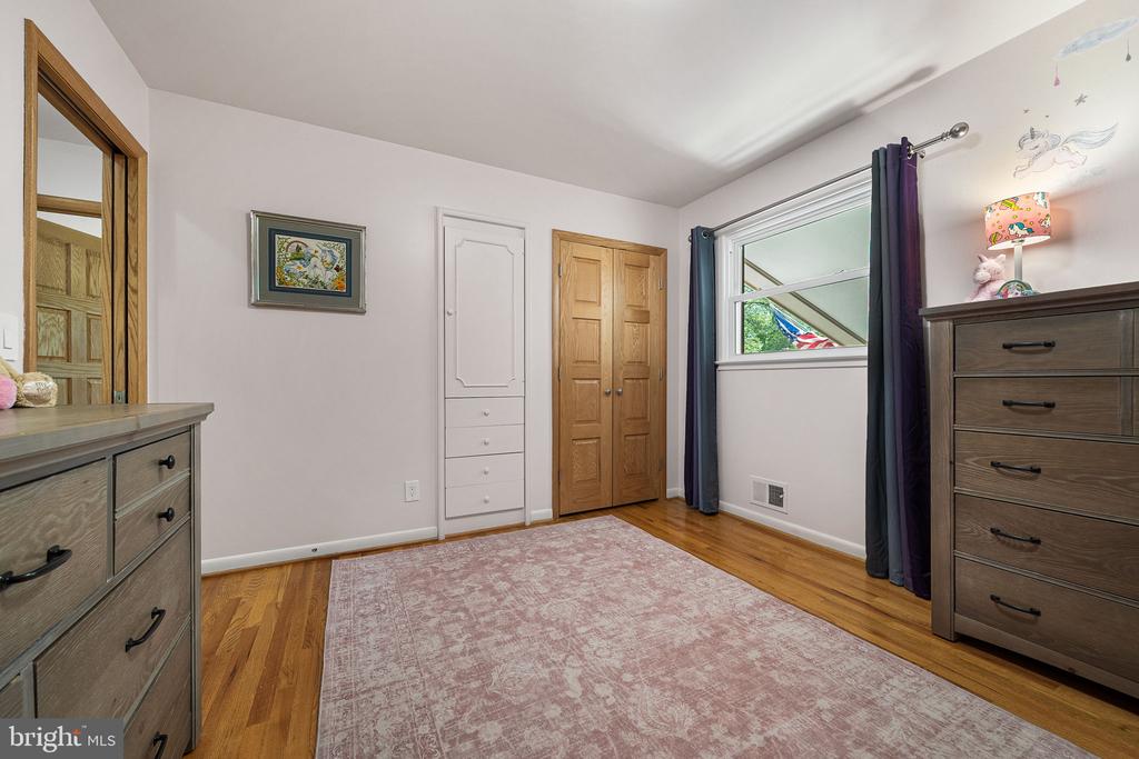 8408 BREWSTER DRIVE