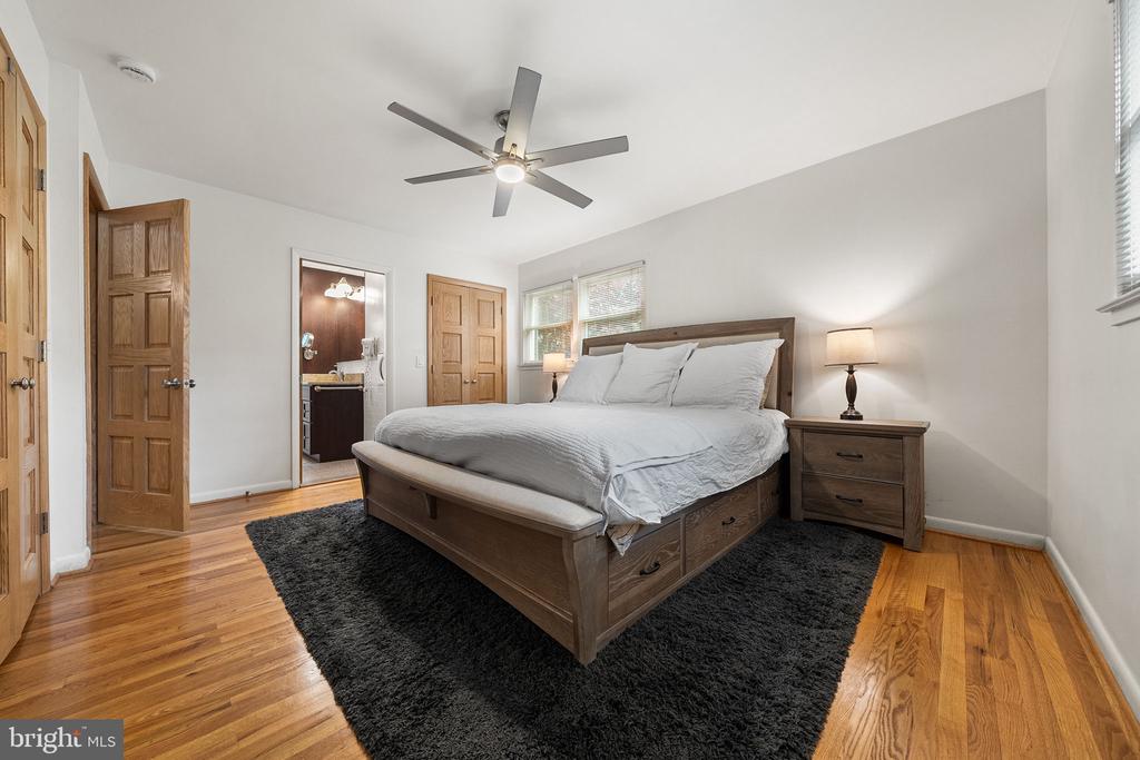 8408 BREWSTER DRIVE