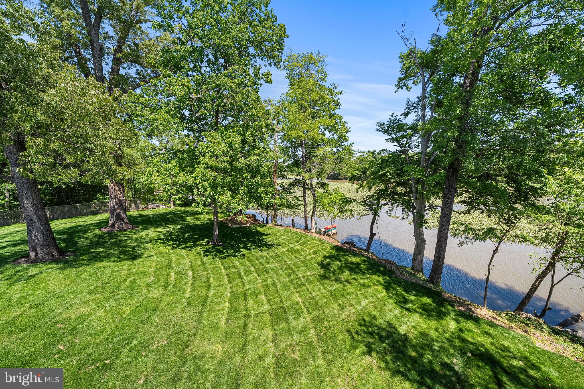 3175 WOODLAND LANE