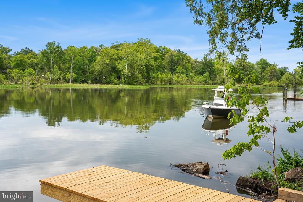 3175 WOODLAND LANE