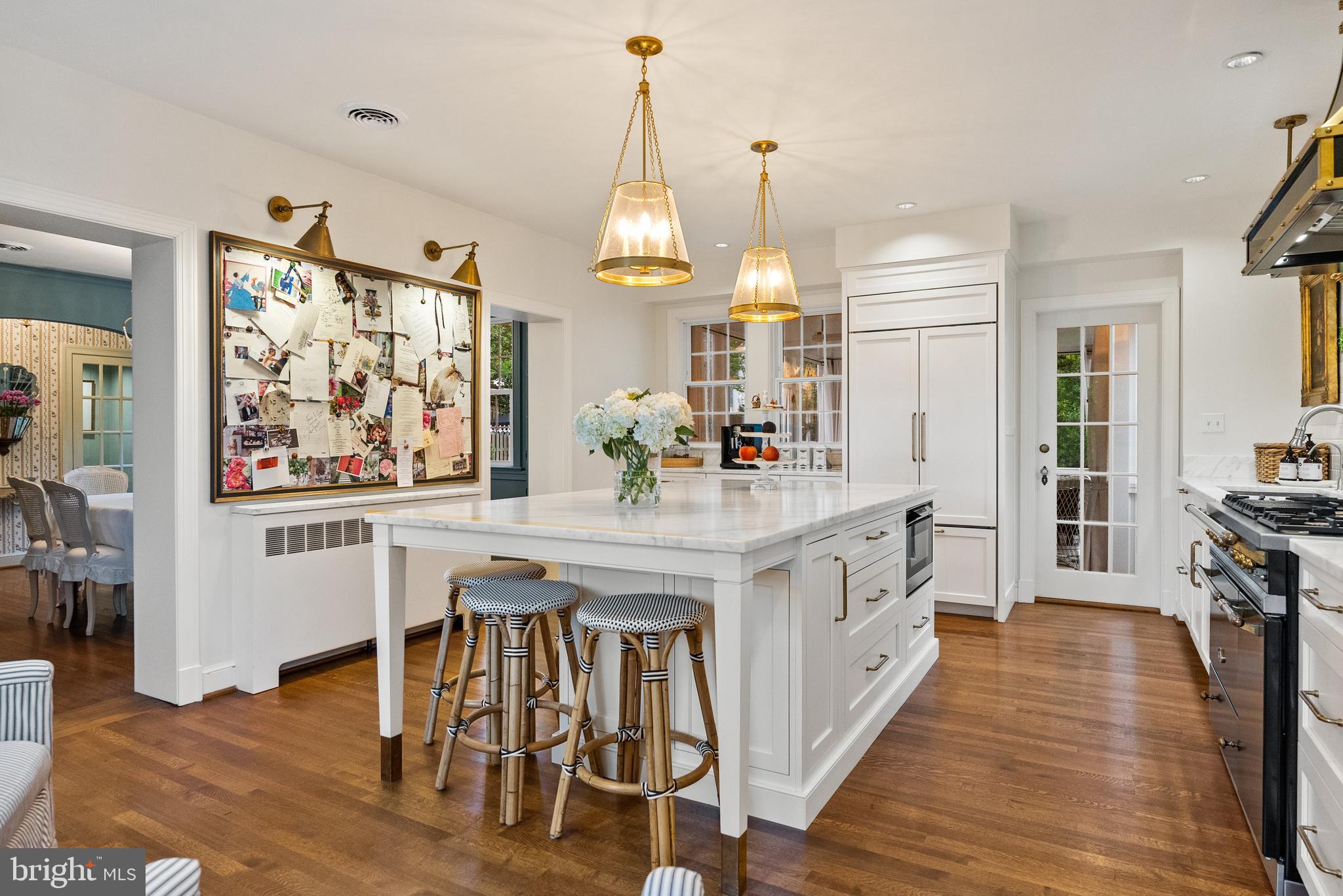 6010 FORT HUNT ROAD