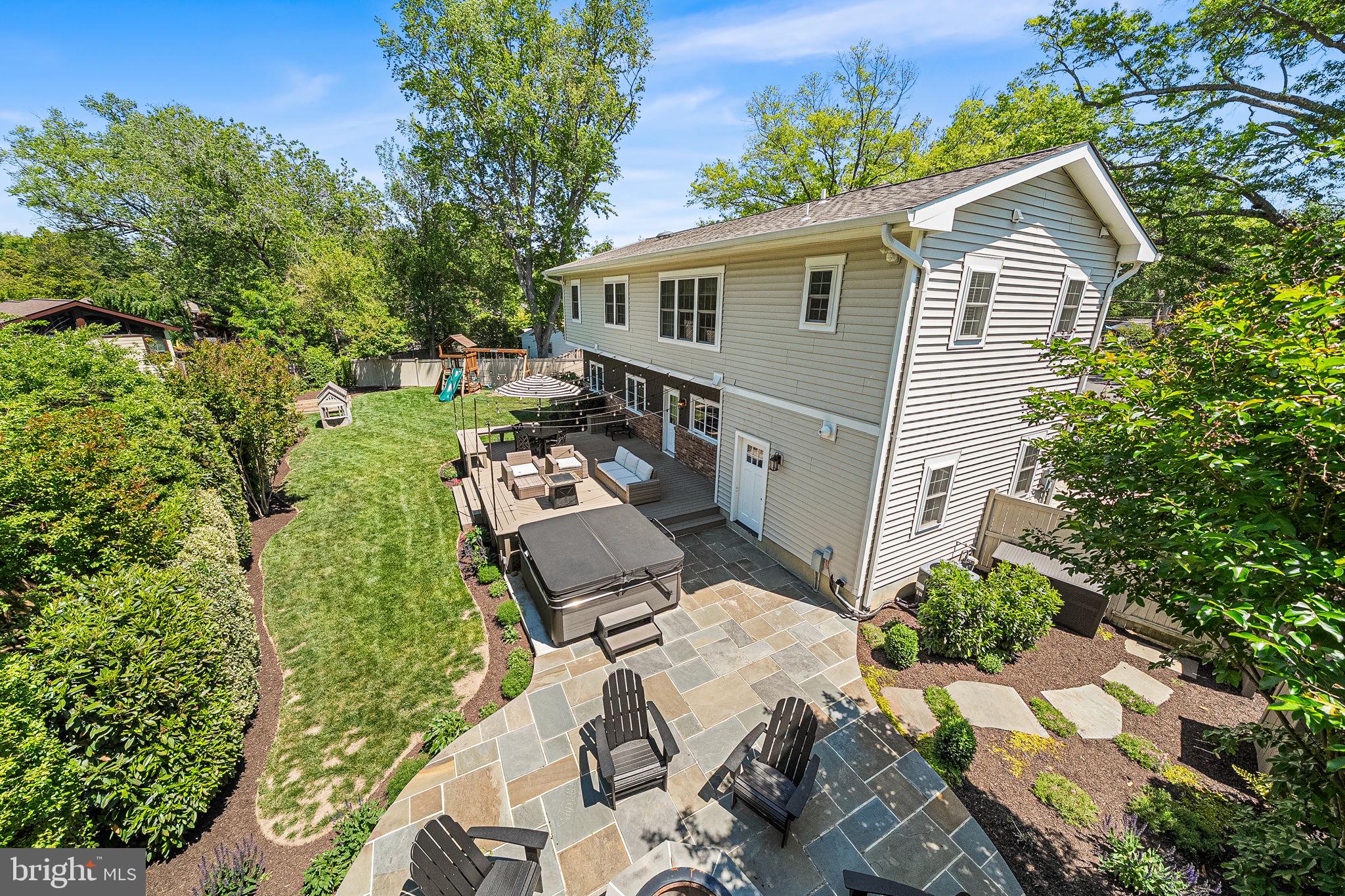 2010 CLARK PLACE