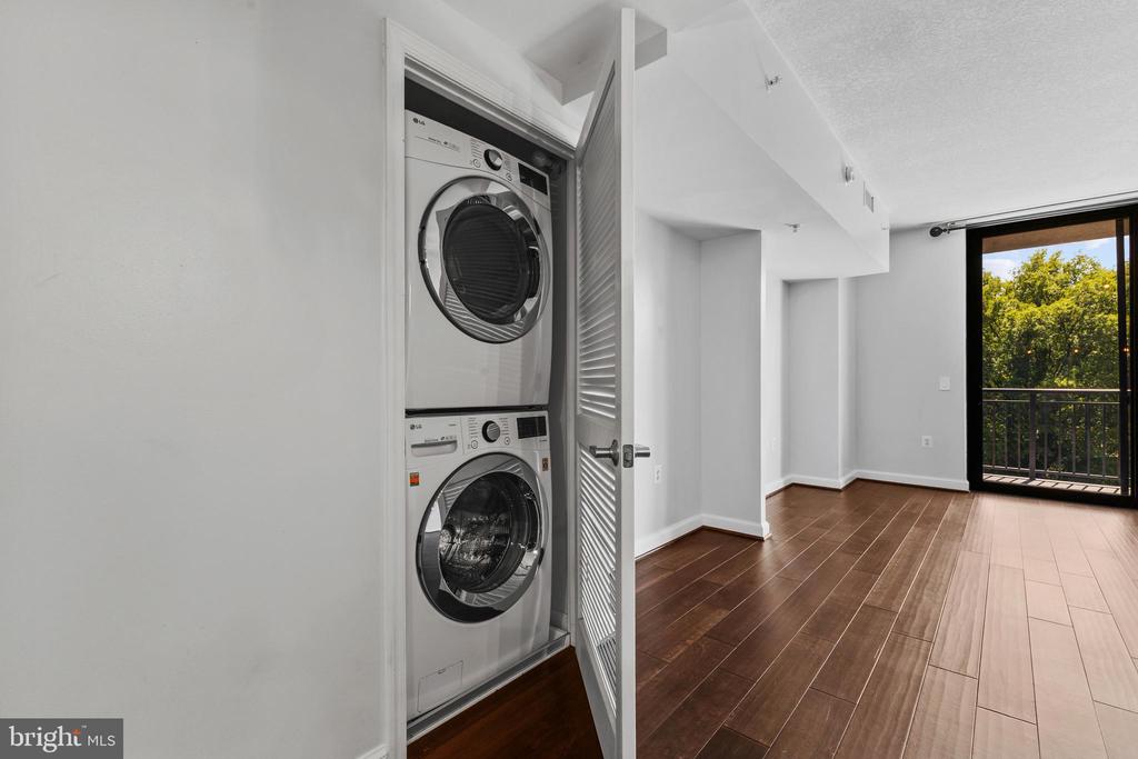 2451 MIDTOWN AVENUE 616